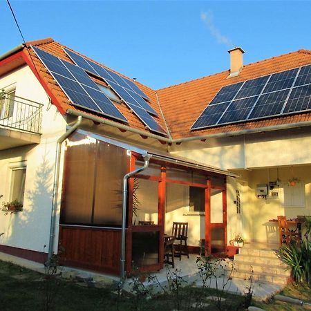 Menyhart Apartman Gyenesdiason 6 Fo Reszere Экстерьер фото