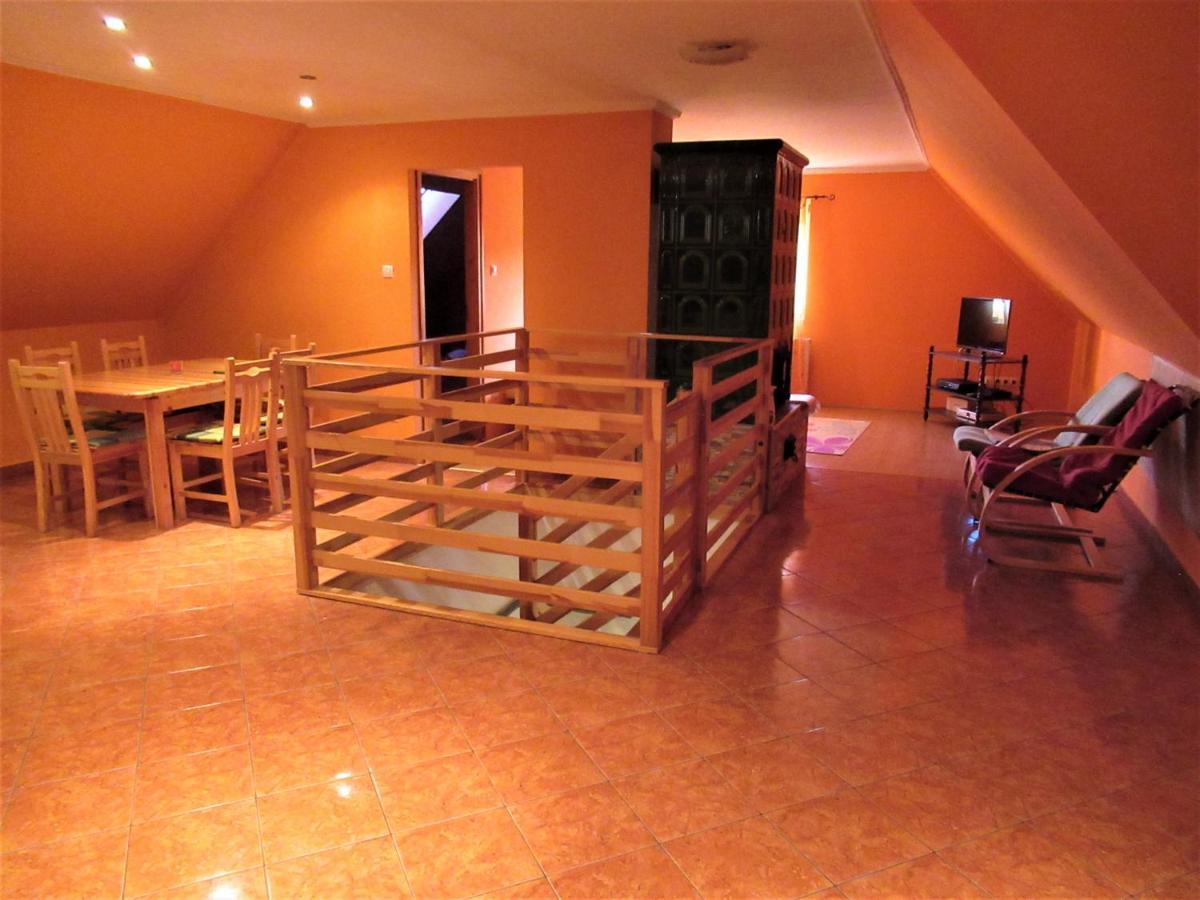 Menyhart Apartman Gyenesdiason 6 Fo Reszere Экстерьер фото